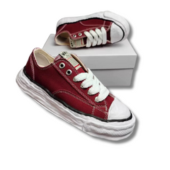 NEW FH Low-Top Sneaker
